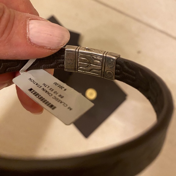 JOHN HARDY LEATHER STATION
BRACELET - Picture 7 of 10
